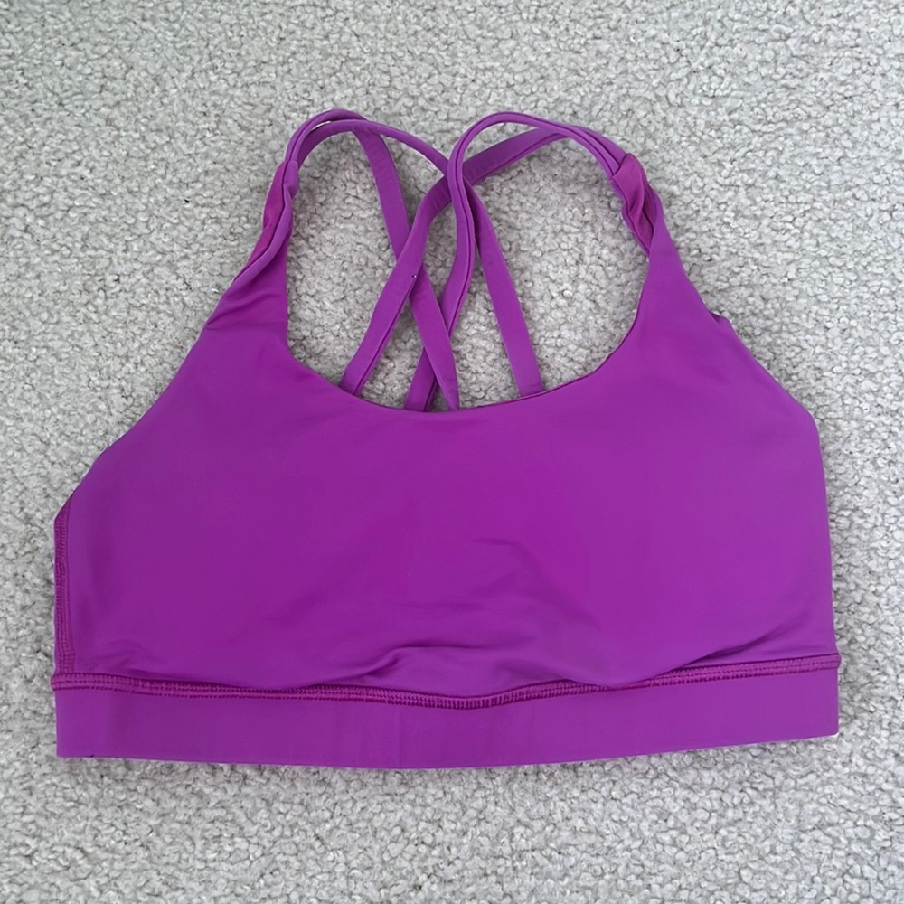 Lululemon sports bra